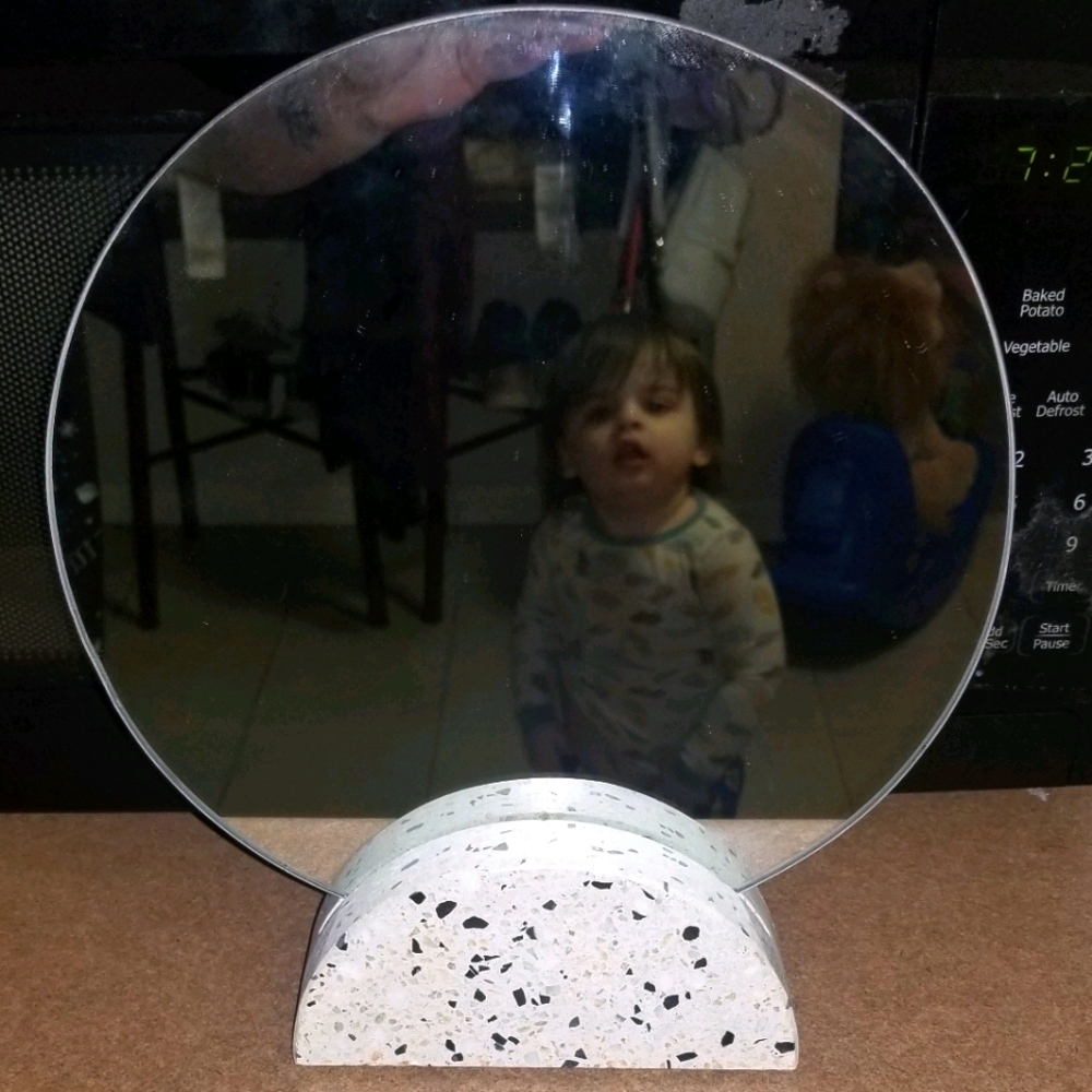 🆕️Beautiful Mirror w Terazzo Base- CONCEPTS